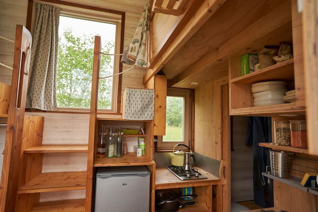 Tiny House Near The Mont-Saint-Michel Villa Ducey-Les Cheris Exterior photo